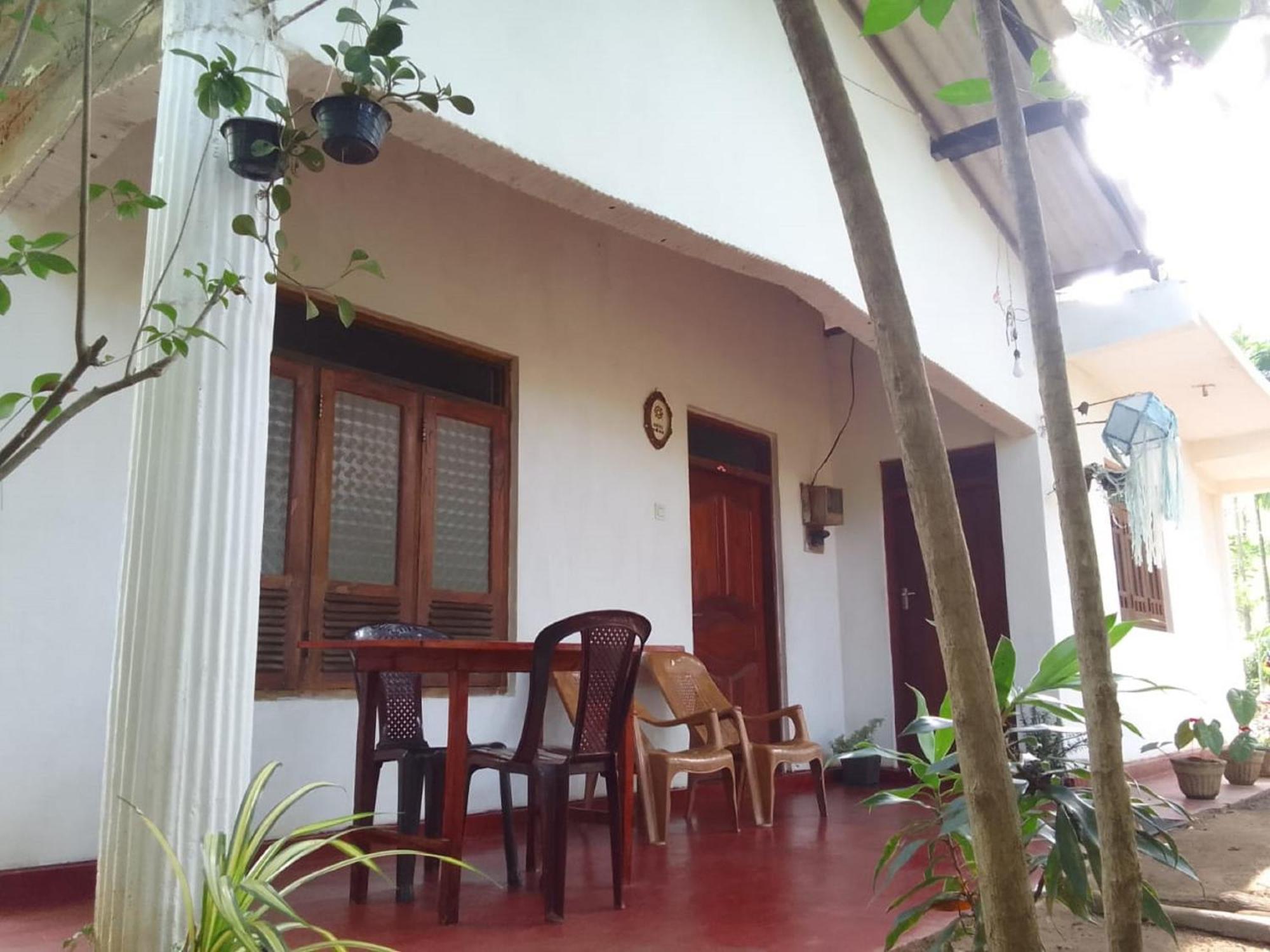 Winstar Homestay Сигирия Экстерьер фото