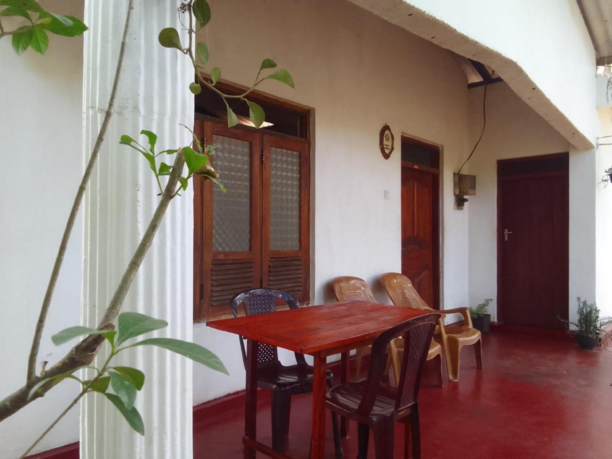 Winstar Homestay Сигирия Экстерьер фото